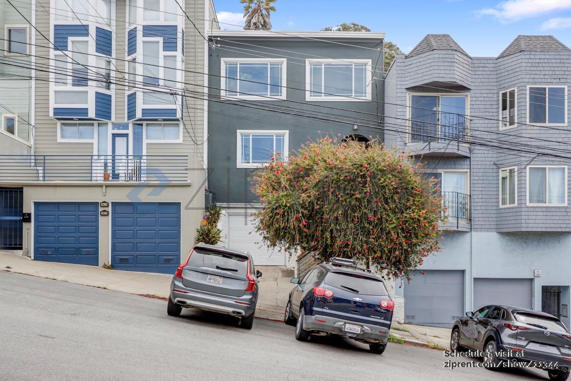 Building Photo - 1081 De Haro St