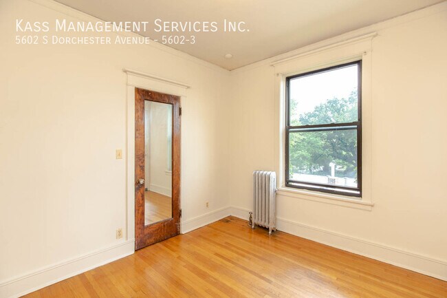 Building Photo - 5602 S Dorchester Ave