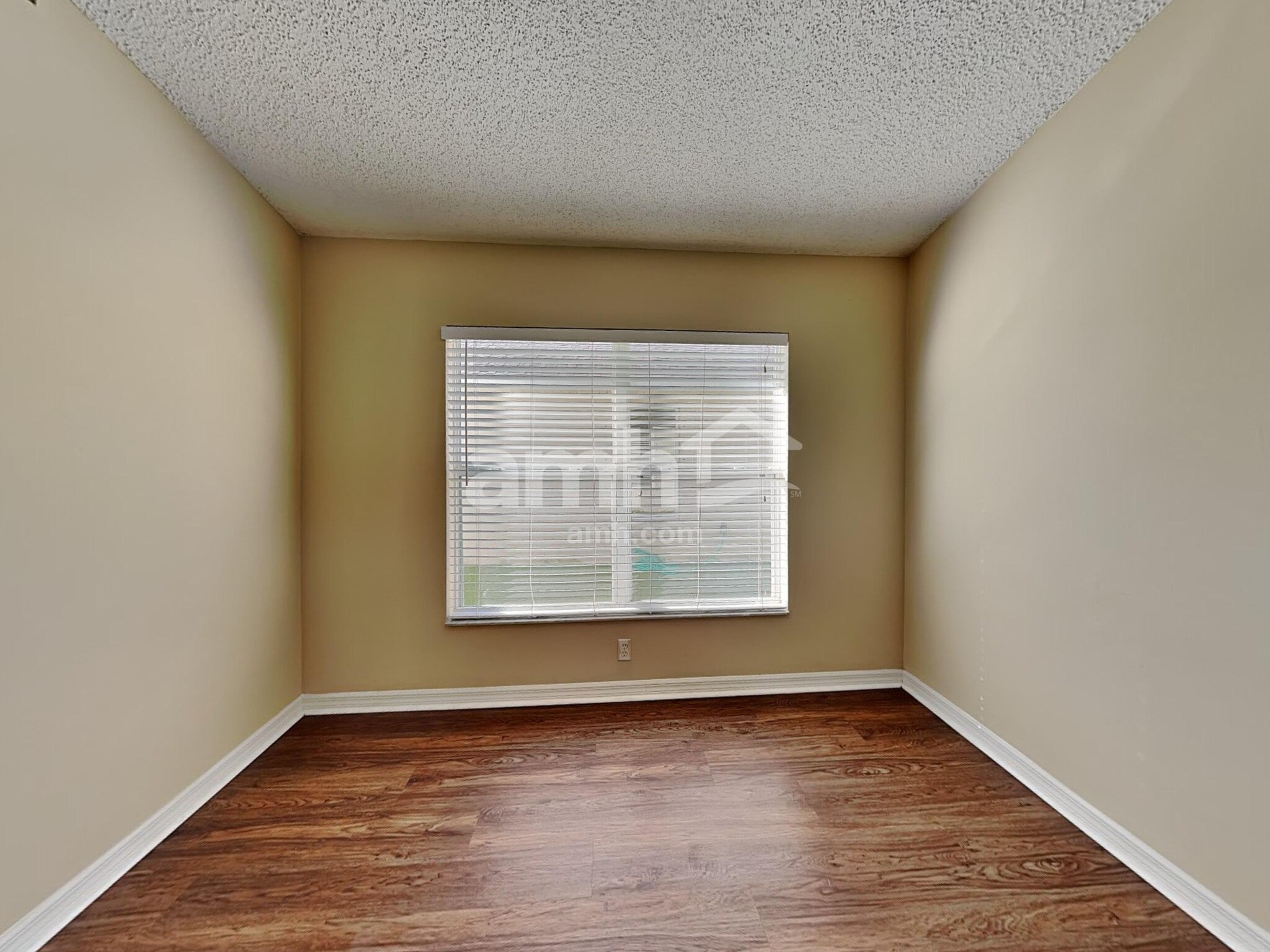 Building Photo - 875 Sedgewood Cir