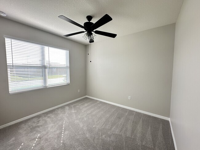 Building Photo - 4324 NW 55th Ct