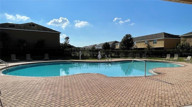 Building Photo - 6917 Holly Heath Dr