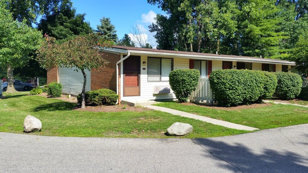 Camberwell Apartments 106 S Carney Dr Saint Clair MI 48079