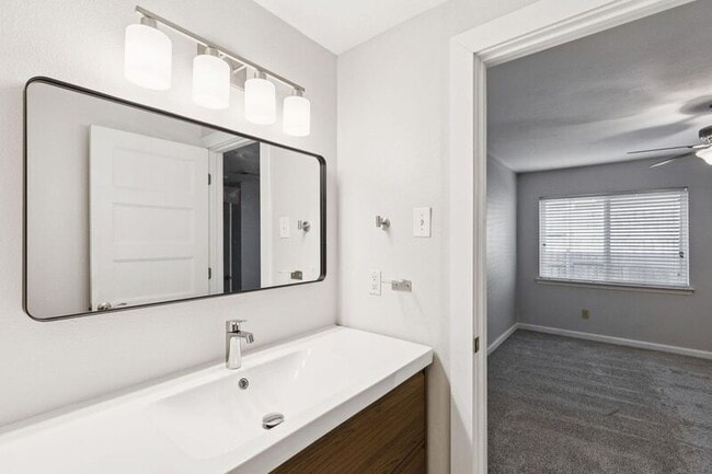 Building Photo - 3324 Claymore Dr