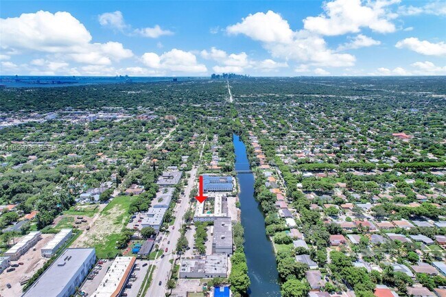 Building Photo - 13210 Memorial Hwy