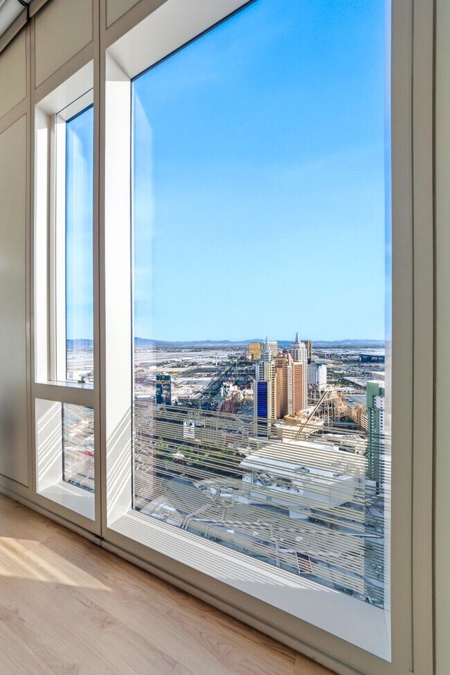 Building Photo - Waldorf Astoria 4001-Strip/City/Mtn Views from this Stunning FULLY FURNISHED 1Bd/1.5Ba Residence