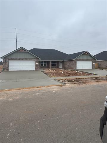 Primary Photo - 333 Woodstock Ln