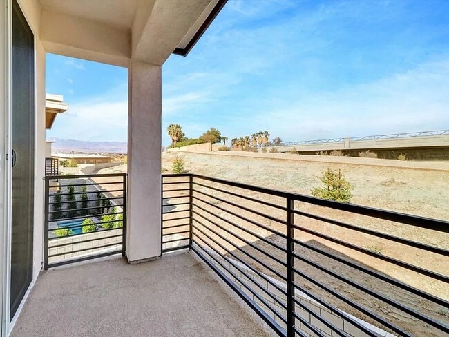 Building Photo - 6574 Tesla Ln