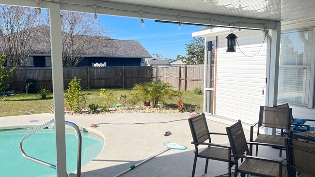 Building Photo - 6917 Minchew Ct