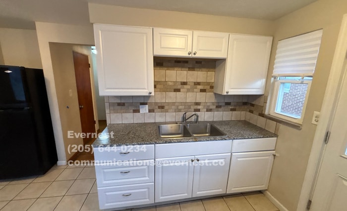 Building Photo - 3515 Eakin Rd