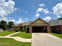 Building Photo - 212 Chevalier Blvd