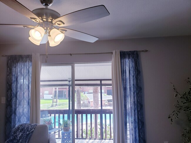 Building Photo - 8211 12th Way N