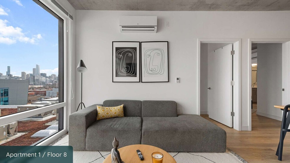 Building Photo - 853 W Blackhawk St