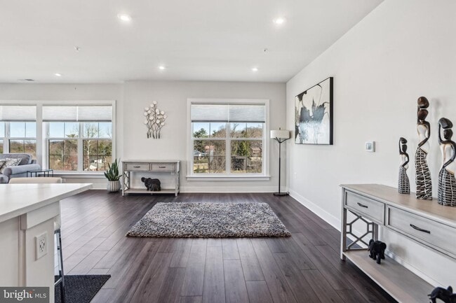Building Photo - 100 St Ives Pl