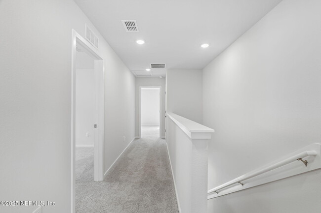 Building Photo - 111 Brazil Nut Cir