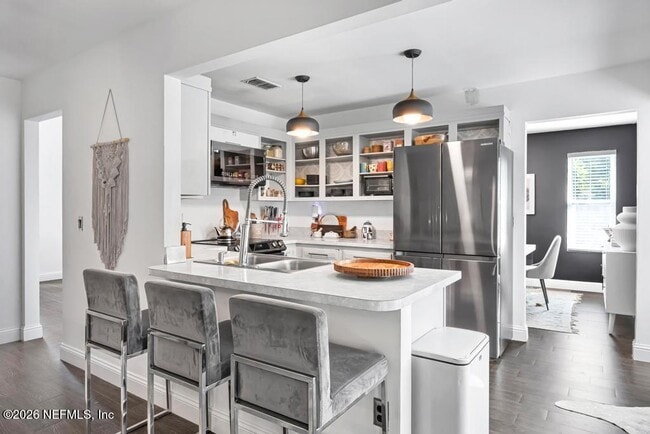Building Photo - 14352 Crystal Cove Dr S
