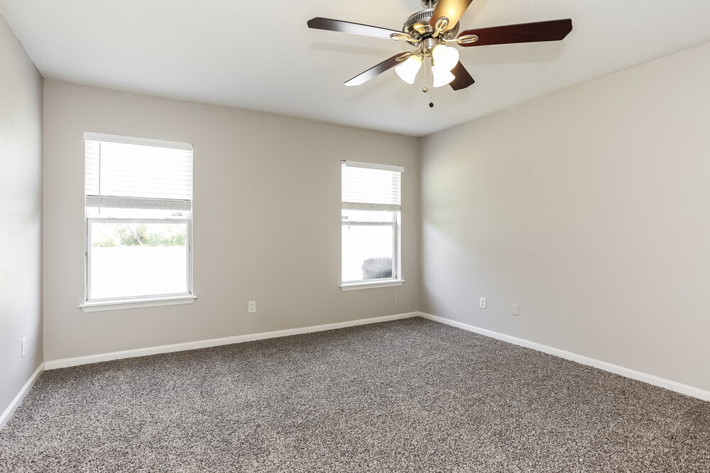 Building Photo - 7511 Hawks Cliff Dr