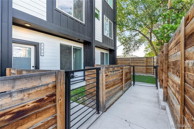 Building Photo - 4925 W 10th Ave