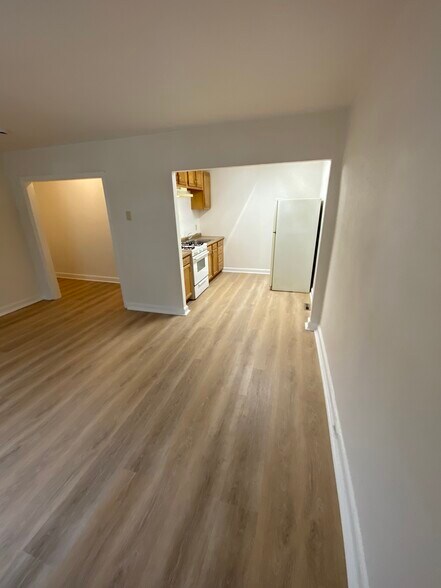 Building Photo - 32 Elsmere Blvd