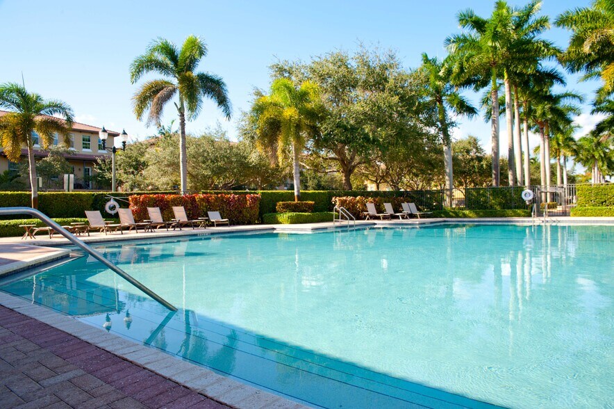 Building Photo - 14620 SW 15th St