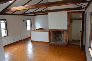Building Photo - 179 Union St