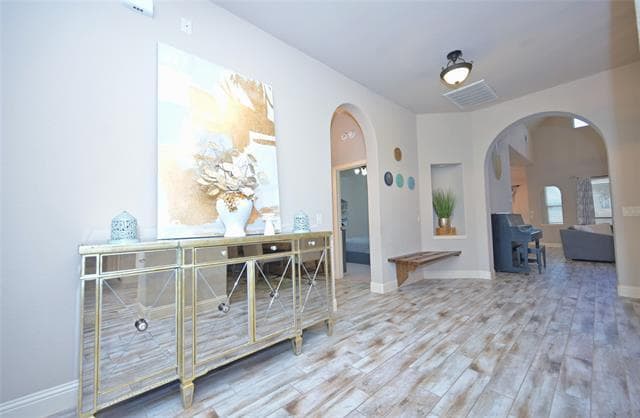 Building Photo - 3207 Pampa