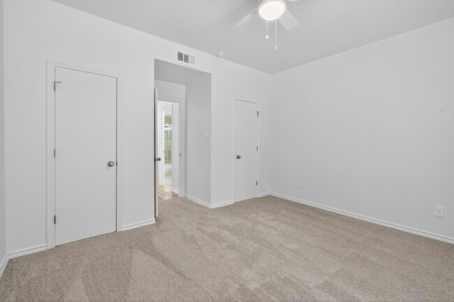 Building Photo - 6315 Campbell Rd