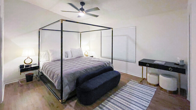 Master Bedroom with King Canopy Bed, Ensuite Bathroom and Walk-In Closet - 2034 Strathmill Dr