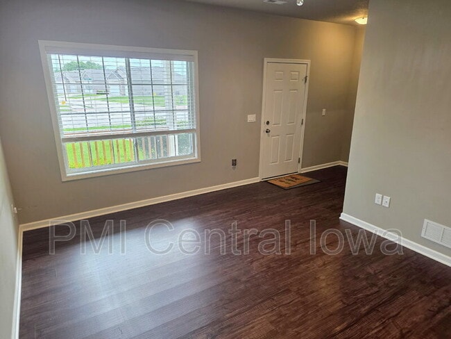 Building Photo - 2316 Hazeltine Pl