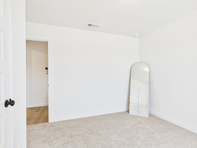 Building Photo - 2900 Haystack Wy