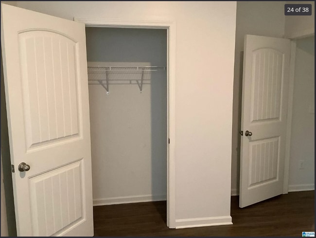 Building Photo - 516 Reading Ln