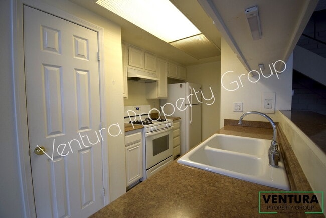 Building Photo - Charming 2-Bedroom 1Bath Retreat in Ventura