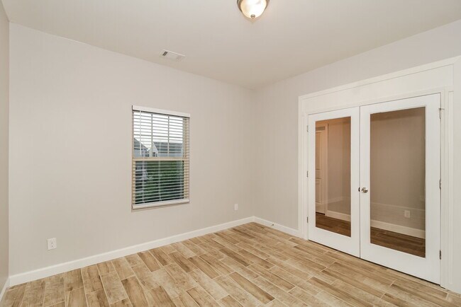 Building Photo - 13 Dry Hollow Way