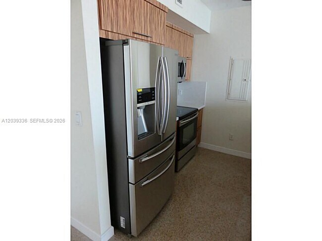 Building Photo - 325 S Biscayne Blvd