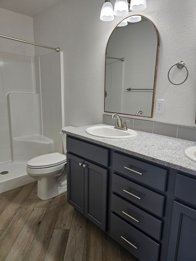 Building Photo - 901 Sonata Lane