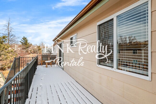 Building Photo - 3395 Beechwood Ct