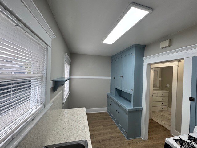 Building Photo - 485 Gaviota Ave