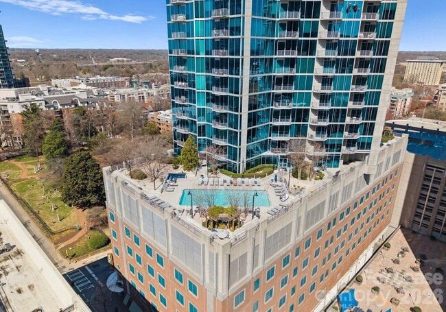 Building Photo - 210 N Church St