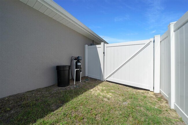 Building Photo - 5086 SW 91st St