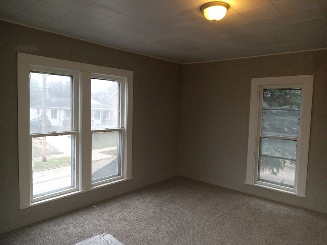 Building Photo - Large 5 Bedroom SW Canton Home for Rent