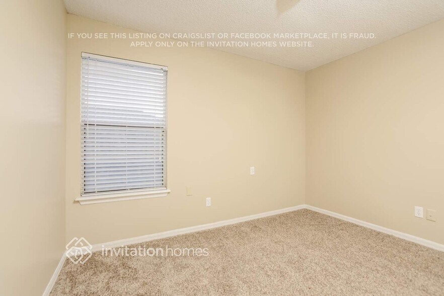 Building Photo - 709 Remington Oak Dr