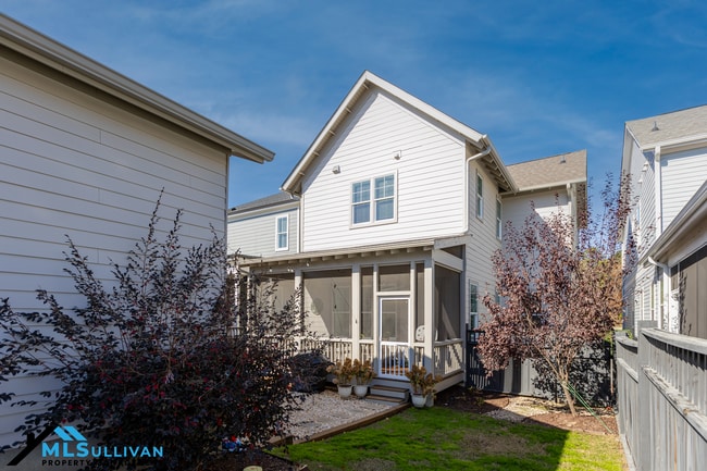 Building Photo - 1103 Tannin Dr