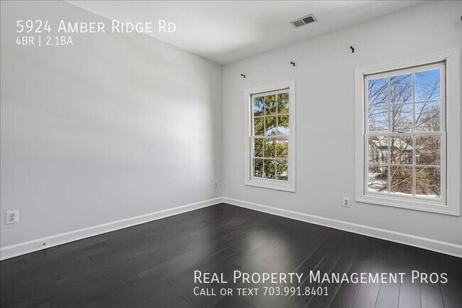 Building Photo - 5924 Amber Ridge Rd