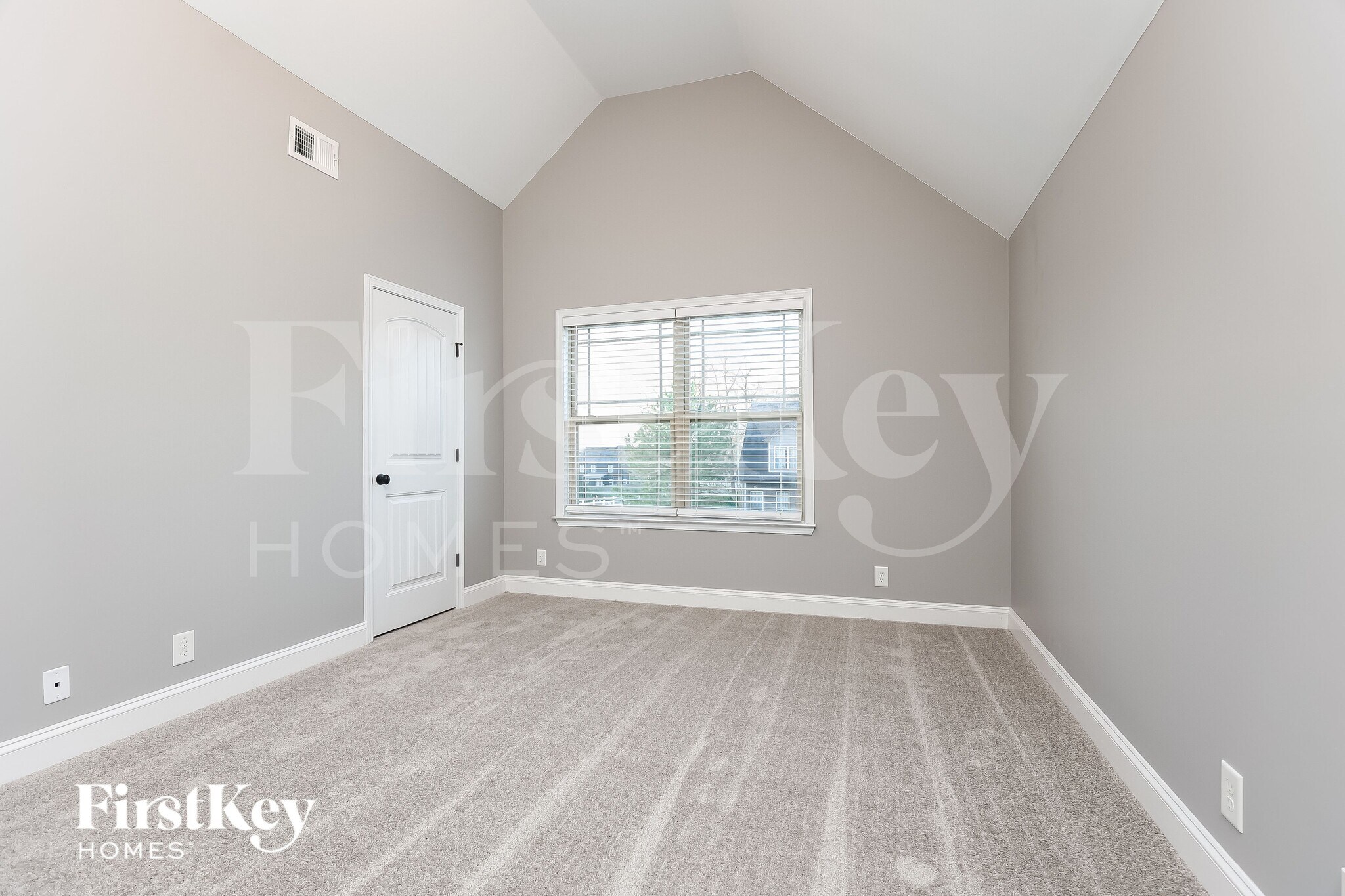 Building Photo - 1499 Amberly Dr