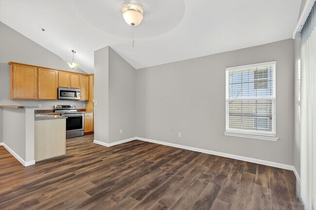 Building Photo - Available for Rent Now! Beautiful 2-Bedroom, 2-Bath Condo in a Prime Location!