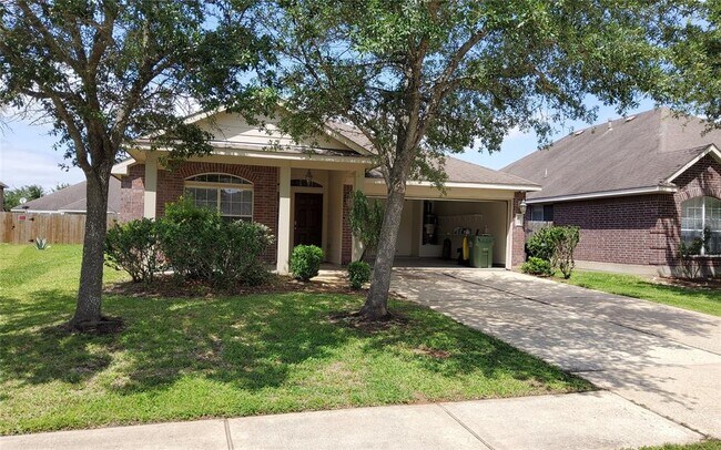 Primary Photo - 13107 Split Creek Ln