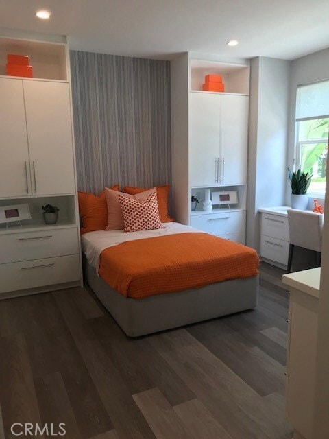 Building Photo - 2288 Synergy