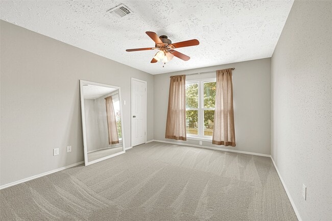 Building Photo - 3510 Honey Creek Dr