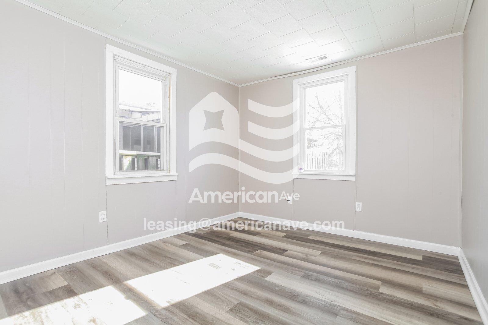 Building Photo - 1663 Hudepohl Ln