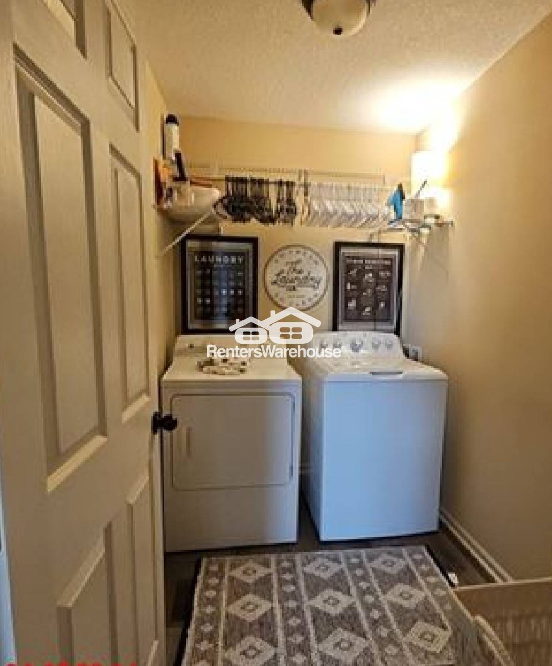 Building Photo - 165 SE Pleasant View Dr