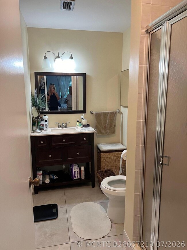 Building Photo - 14888 Wedgefield Dr